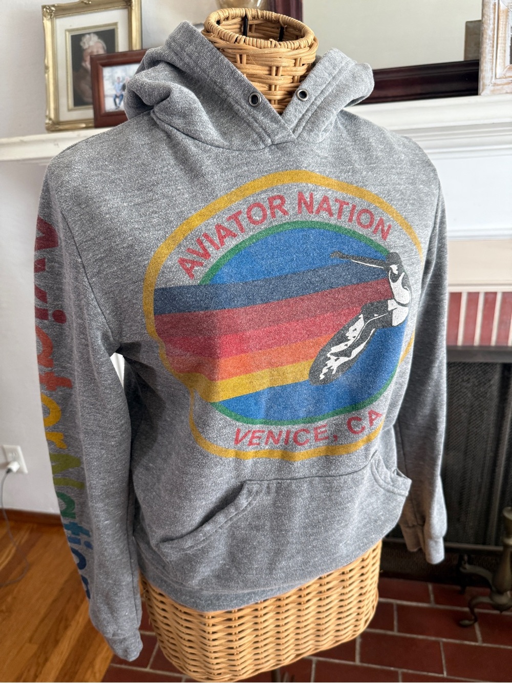 Aviator Nation gray Rainbiw surf logo hoodie Small